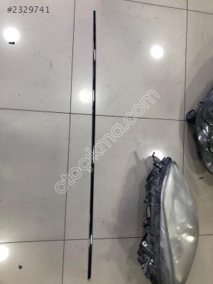 MERCEDES E SERİ COUPE W207 SAĞ ÖN KAPI ÇITASI 2077270222