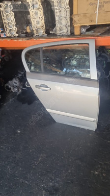 ASTRA H SAG ARKA KAPI