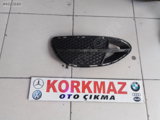 MERCEDES E KASA W212 SOL SIS FARI ÇERÇEVESİ