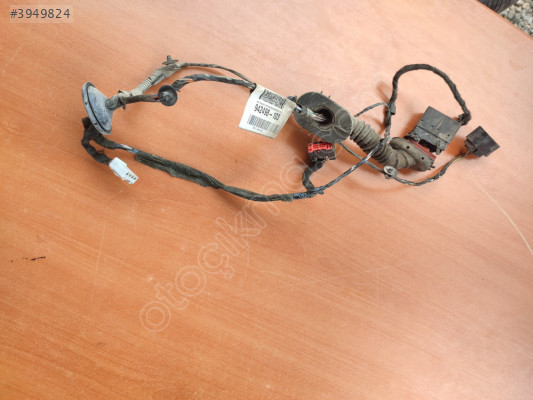 FORD FOCUS 2.5 SOL ARKA KAPI ELEKTİRİK TESİSATI
