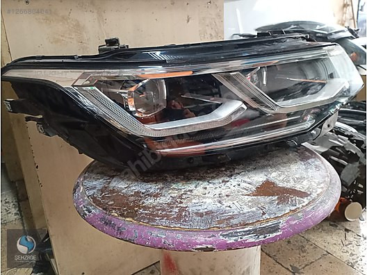 VOLKSWAGEN TİGUAN İQ LED SAĞ FAR ÇIKMA ORJİNAL