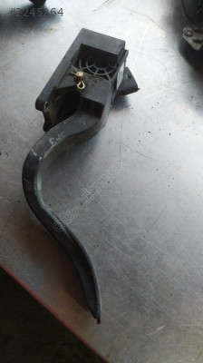 Starex gaz pedalı çıkma