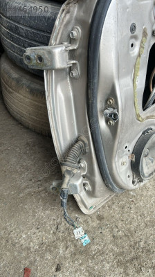 Honda VTC 1 sağ ön kapı Menteşeleri