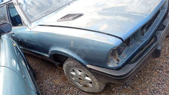 ford taunus sağ ön çamurluk