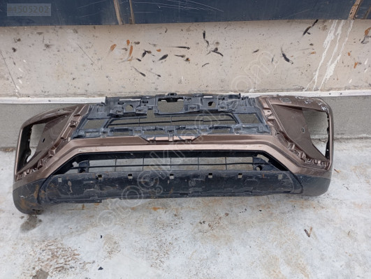 Mitsubishi L 200 ön tampon 4x4