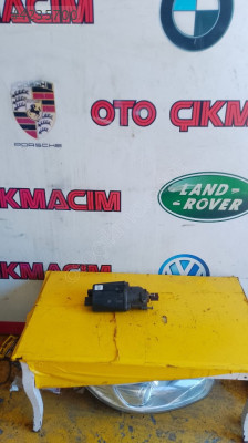 VOKSWAGEN PASSAT B8 DİREKSİYON POMPASI