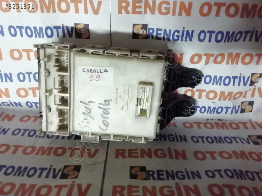 TOYOTA COROLLA SİGORTA KUTUSU 82730-12390