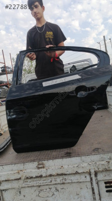 VOLVO S60 SOL ARKA KAPI ORJİNAL ÇIKMA 2011-18