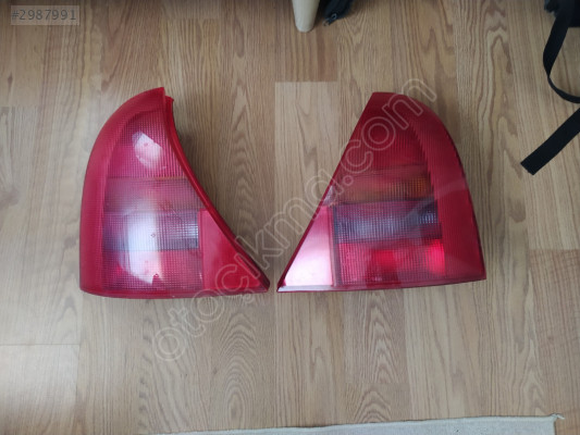 RENAULT CLİO 2 HB SAĞ SOL ARKA STOP