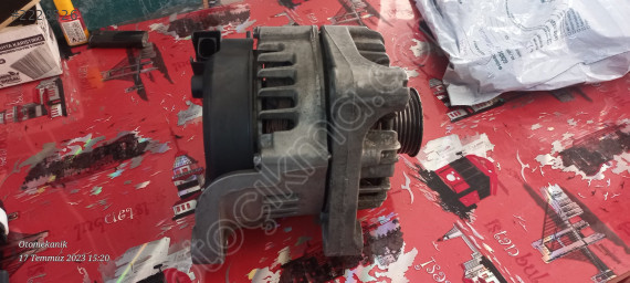 7802261 BMW N47 177 E60 E90 lik şarj dinoması çıkma