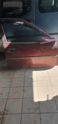 Opel Vectra B sağ ön kapı