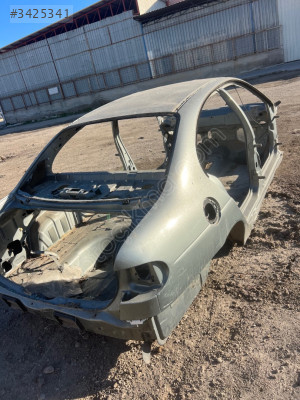 Renault Megane 1 çıkma arka çamurluk orjjnal