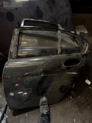 BMW E65 7 SERİSİ SOL ARKA KAPI ÇIKMA ORJİNAL