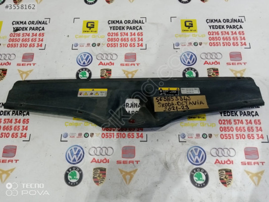 SKODA OCTAVİA 2021-2023 ÖN PANEL ÜST KAPLAMASI OEM 5e3853343