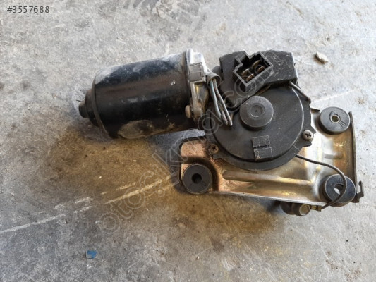 MAZDA 626 ÖN CAM SİLECEK MOTORU 1992-1993 ORJİNAL ÇIKMA PARÇA