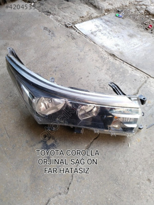 TOYOTA COROLLA ORJİNAL HATASIZ SAĞ ÖN FAR 2013-2016