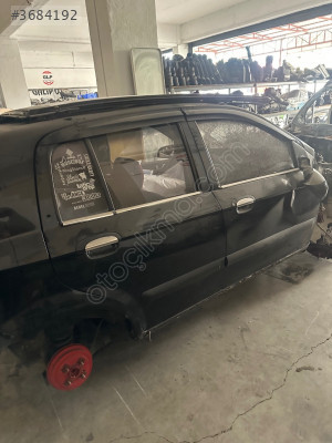 HYUNDAİ GETZ SAĞ ÖN KAPI
