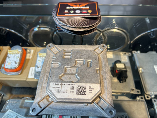 130732952800  BMW 7 SERİSİ FAR BEYNİ XENON