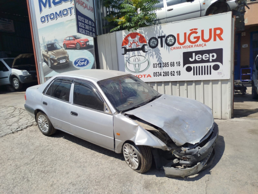 1999-2000 MODEL TOYOTA COROLLA ÇIKMA ÇAMURLUKLAR