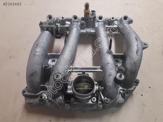 MERCEDES 200 E W 124 EMME MANİFOTU VE GAZ KELEBEĞİ