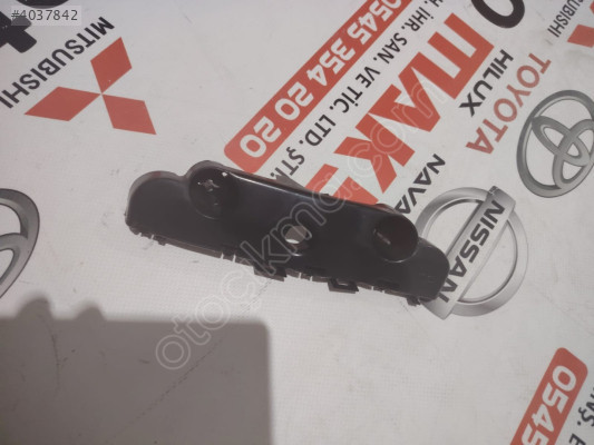 62223-4JA0A NAVARA ÖN SAĞ TAMPON BRAKETİ Y.S