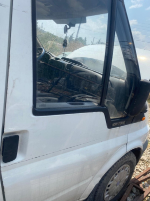 FORD TRANSİT 2005 MODEL MİNİBÜS SAĞ ÖN KAPI