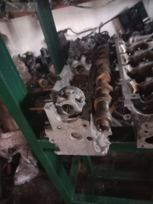 Peugeot partner 1.9 motor üst kapağı