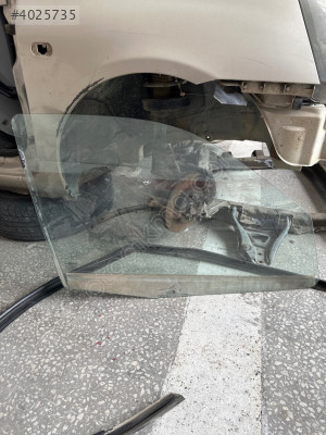 Renault clio symbol 1999-2009 Sağ ön kapı camı çıkma orjinal