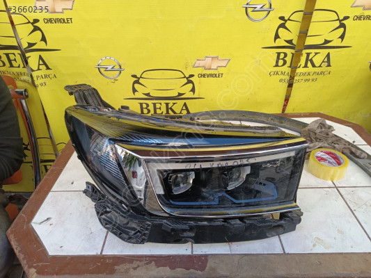 OPEL GRANDLAND SAĞ FAR MERCEKLİ ÇIKMA ORJİNAL YEDEK PARÇA