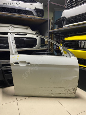 FİAT EGEA SAĞ ÖN KAPI ÇIKMA ORJİNAL kod k4