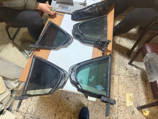 2011-15 VW JETTA SAĞ/SOL ARKA KAPI KELEBEK CAMI ORJ ÇIKMA