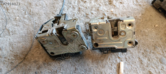Renault Clio 2 kapı kilitleri