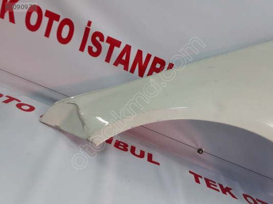 Mercedes C 204 ÇAMURLUK ÖN SAĞ A2048810101
