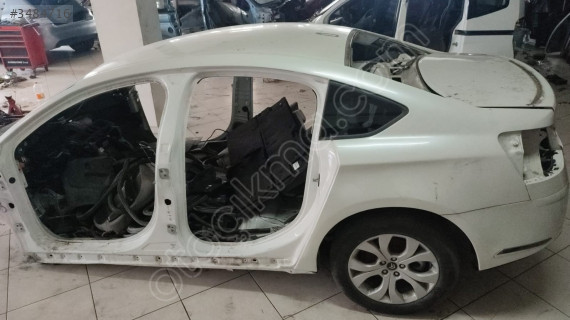 Citroen C5 Sağ Sol Marşpiyel Arka Çamurluk Tavan Ön Şase bagaj