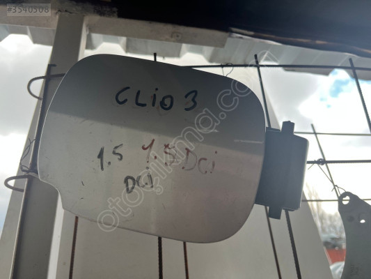 RENAULT CLİO 3 DEPO KAPAĞI HATASIZ ÇIKMA MONTECAR