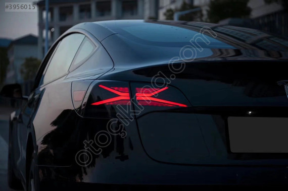 TESLA MODEL Y VE MODEL 3 İÇİN UYUMLU LED STOP