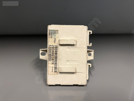 CLİO 4 AKSESUAR BAĞLANTI PRİZİ BİÇ MODÜLÜ ORJİNAL 283466187R