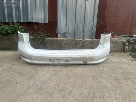 Focus station arka tampon çıkma