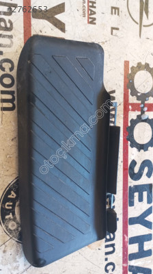 5Q1864777C Golf 8 ayak dinlendirme braketi