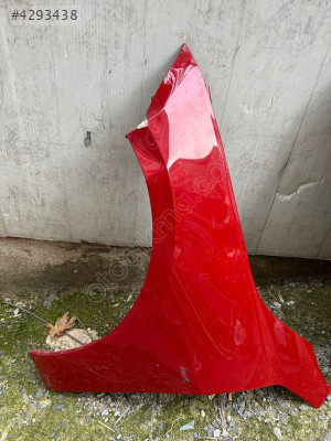 BMW 1 F40 ÇAMURLUK SOL ÖN KIRIMIZI ORJİNAL