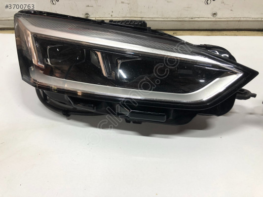 AUDI A5 B9 SAĞ FAR MATRİX LED 8W6941034D ORJİNAL