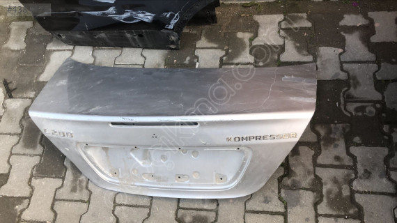 MERCEDES C200 KOMPRESSOR ORJİNAL ÇIKMA BAGAJ KAPAĞI