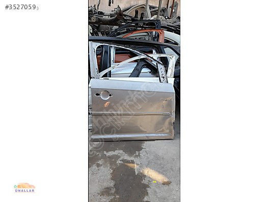 VOLKSWAGEN CADDY SAĞ ÖN KAPI MERTLER OTO YEDEK PARÇADA