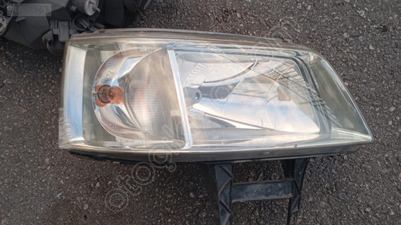 VOLKSWAGEN TRANSPORTER 5 SAĞ FAR