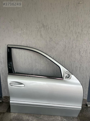 MERCEDES W211 HATASIZ BOYASIZ GRİ SAĞ ÖN KAPI ÇIKMA EGE OTOMOTİV