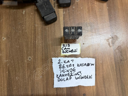 RENAULT 19 CAM DÜĞMESİ ORJİNAL ÇIKMA TEMİZ