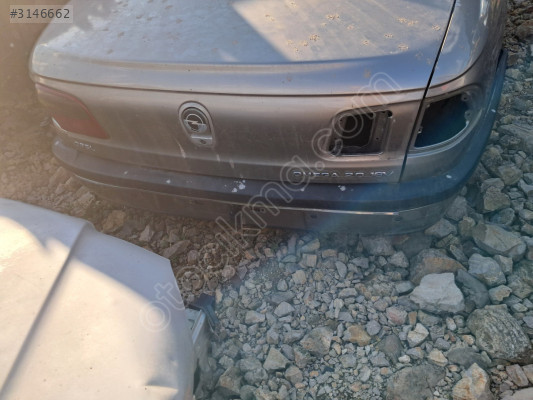 Opel omega b arka tampon
