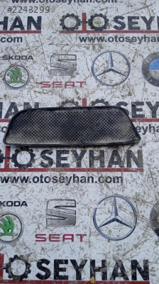 3C4868146 Passat B6 arka sağ kapı döşemesi matı