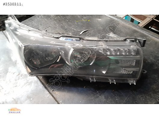 TOYOTA COROLLA Sol Ön Far - Mertler Oto Yedek Parçaları