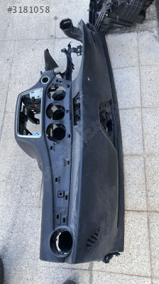 MERCEDES GLB ÇIKMA ORJİNAL TORPİDO BD2